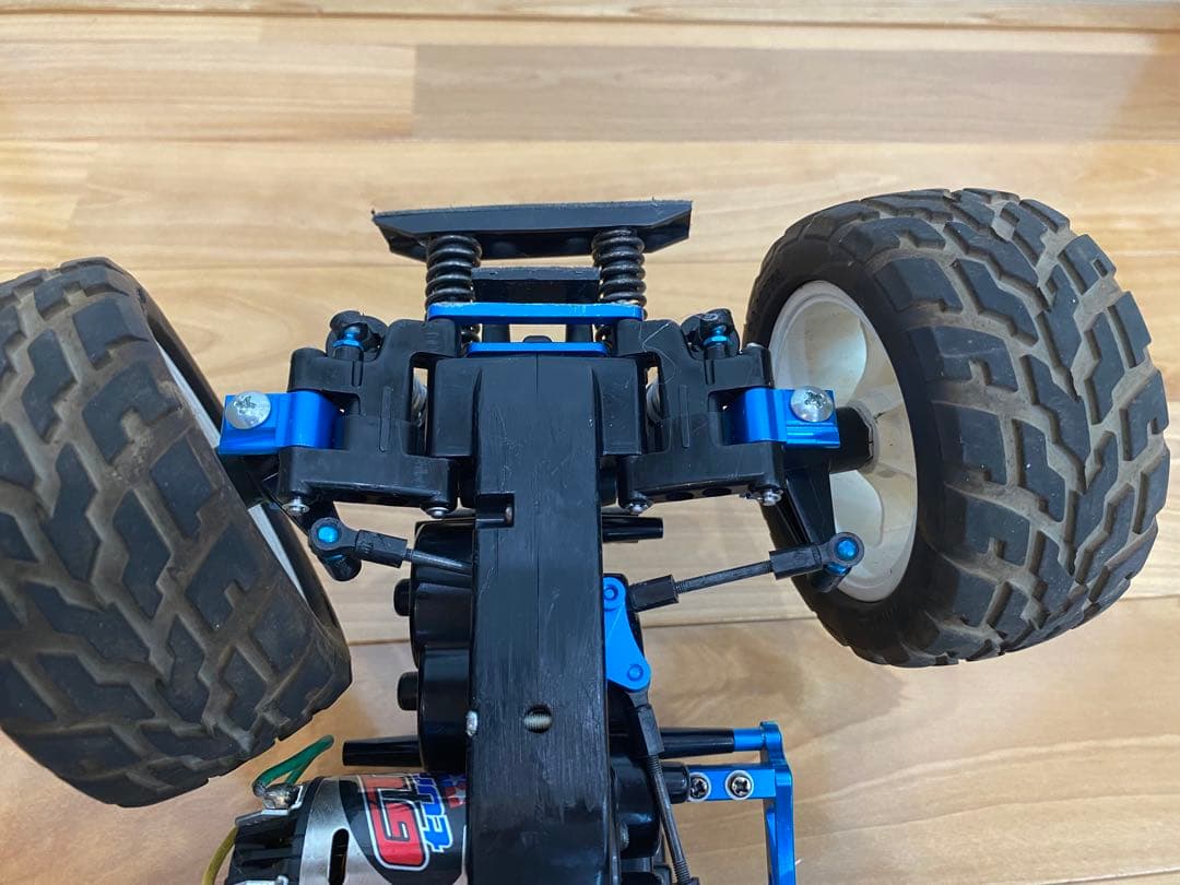 タミヤ GF01 シャーシ コミカルアバンテ　オリジナル塗装　オプション多数