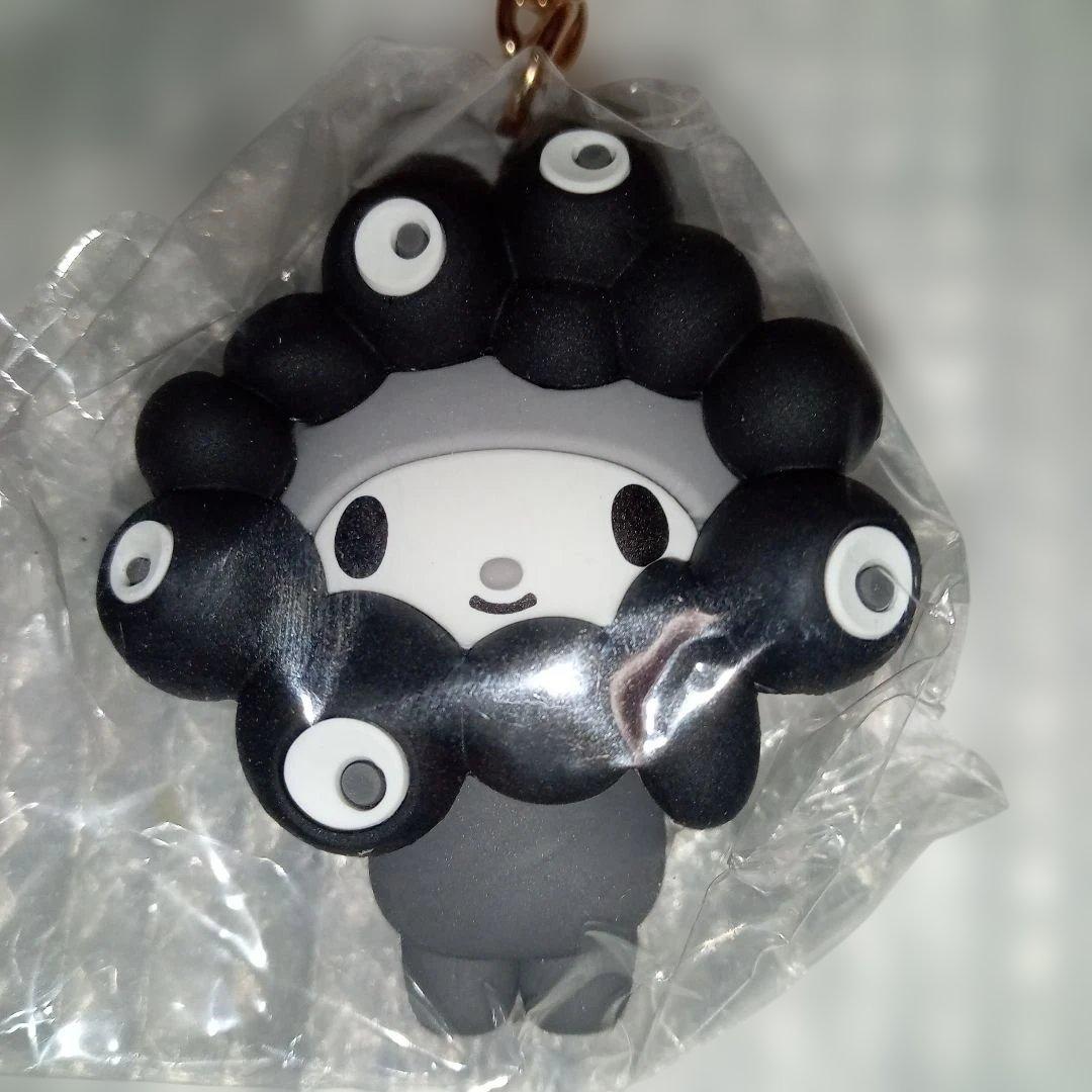 V*y様 ラス1 新品未使用　サンリオ 黒ミャクミャク なりきりキーホルダー コ