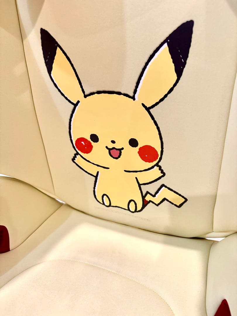 Joie ハイバック ジュニアシート チャイルド ピカチュウ モンポケ
