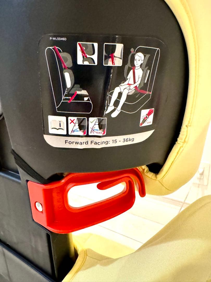 Joie ハイバック ジュニアシート チャイルド ピカチュウ モンポケ