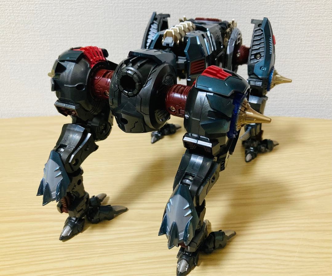 ダイアクロン：ワルダロアーズ＜ジャグワ＞／胴体&脚パーツ