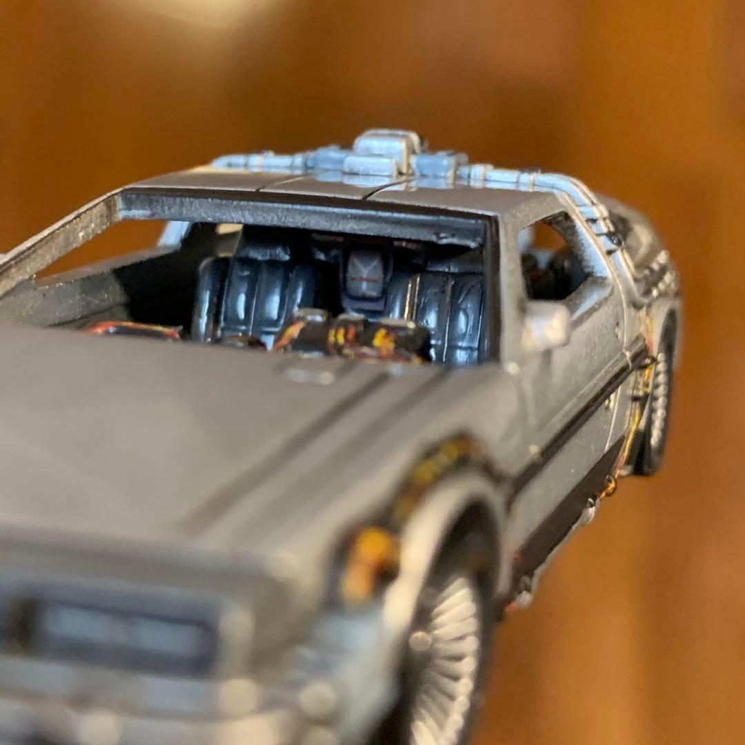 キャラウィール デロリアン Ⅱ カスタム品 1/64 バックトゥザフューチャー