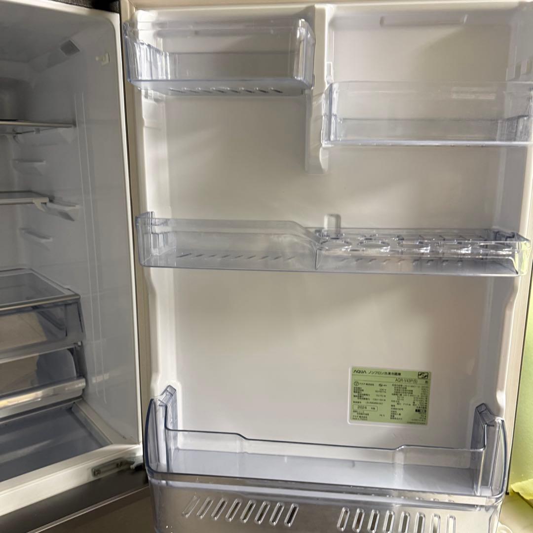 冷蔵庫　AQUA AQR-V43P 2024年製