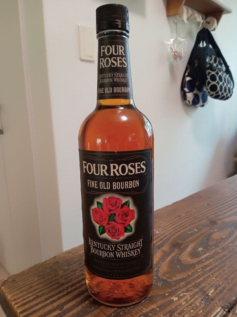 フォアローゼズブラック　超レア　旧旧ボトル　プラキャップ　未開栓 楽天市場】□旧ラベル□ フォアローゼス ブラック 750ml 43度 Four