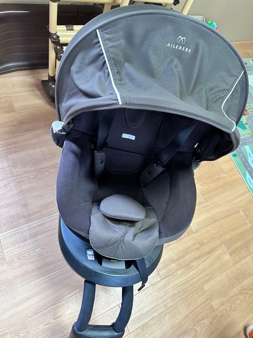 エールべべ・クルット6iグランス ブラウン チャイルドシート