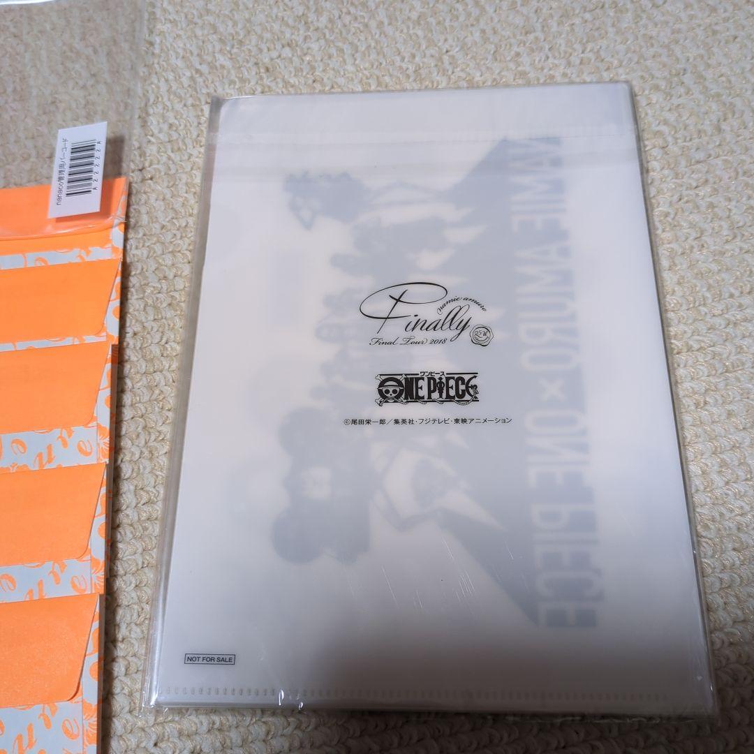 安室奈美恵 nanacoカード(全5種)&クリアファイル(全5種) - メルカリ