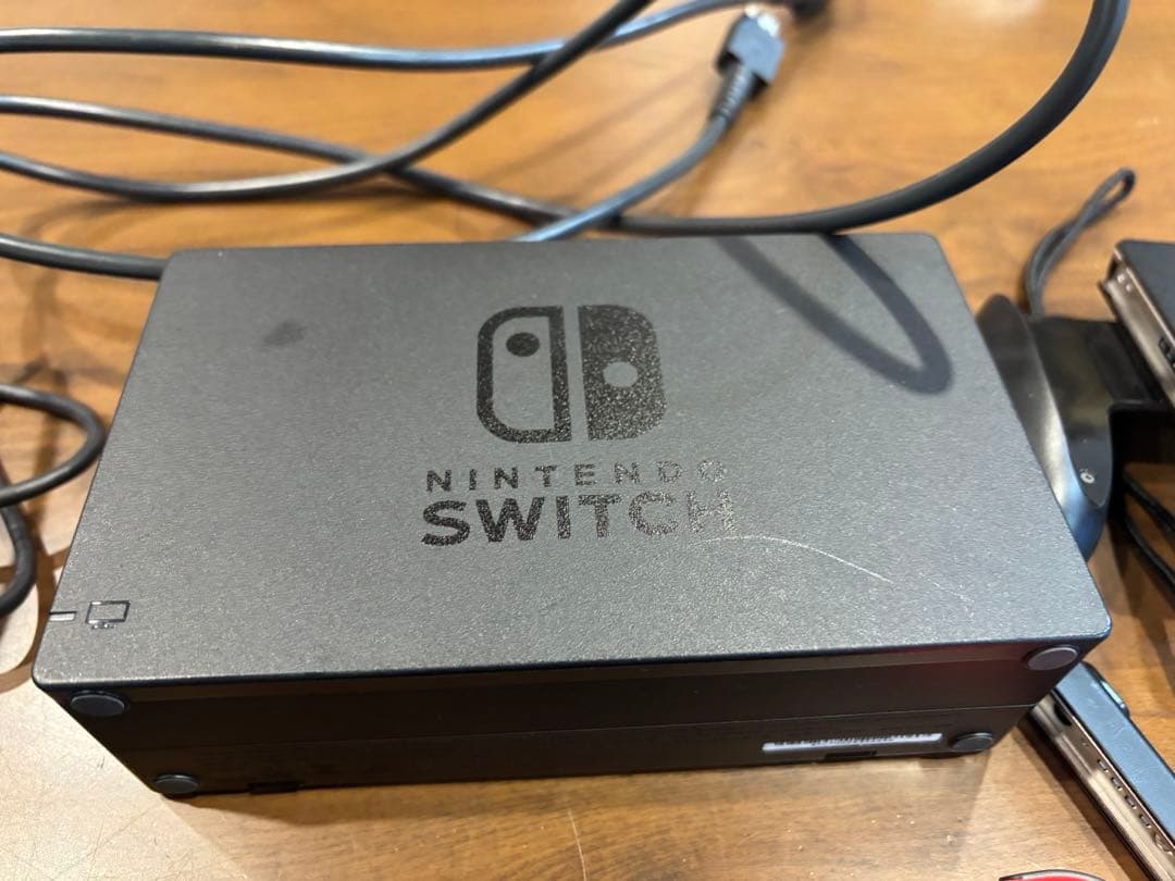 Switch 本体＋周辺部品