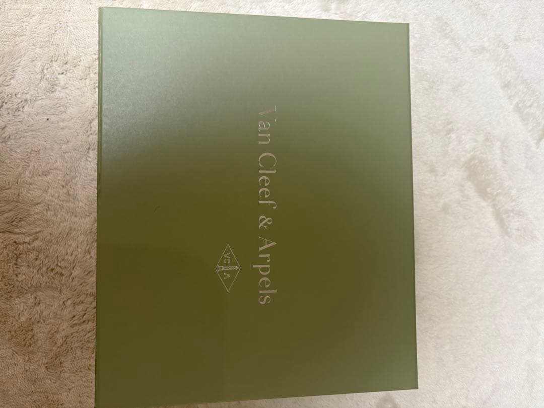 Van Cleef & Arpels スエード ポーチ