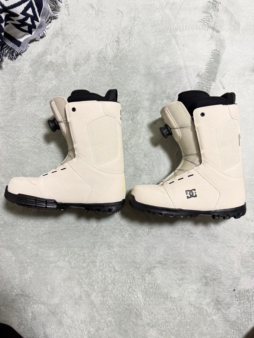 ち*ん様 シ*ブ様 DC スノーボードブーツ ボアシステム ホワイト