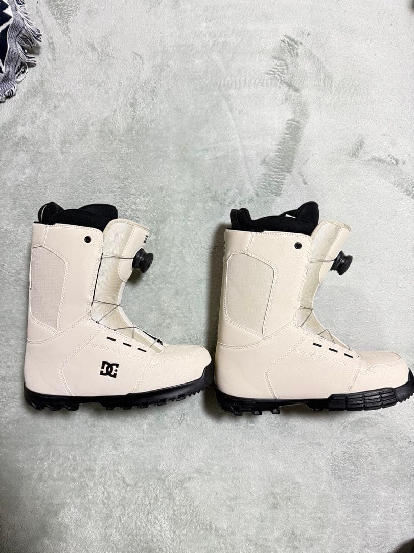 ち*ん様 シ*ブ様 DC スノーボードブーツ ボアシステム ホワイト