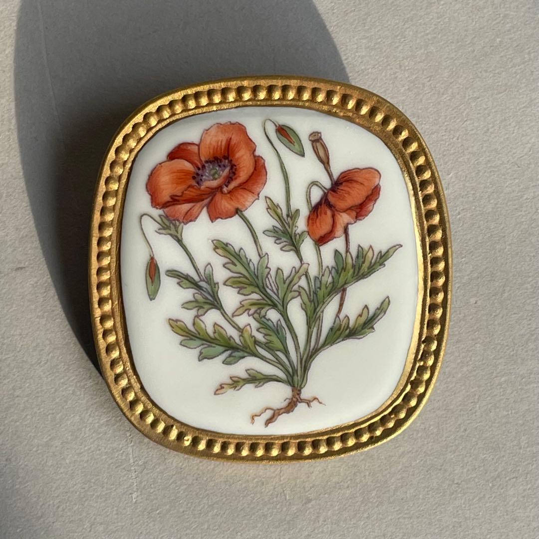 ROYAL COPENHAGEN ロイヤルコペンハーゲン フローラダニカ ブローチ