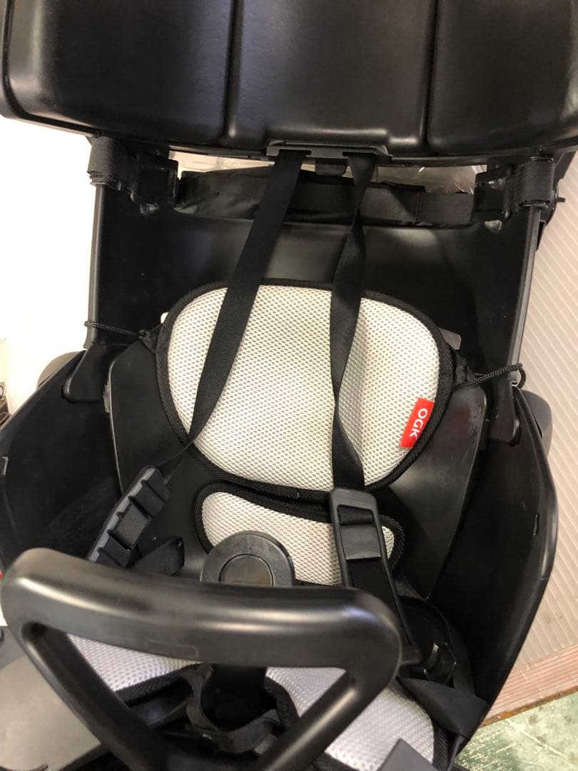 9RT97 グランディア リヤキッズシート RBC-017DX2 マットブラック