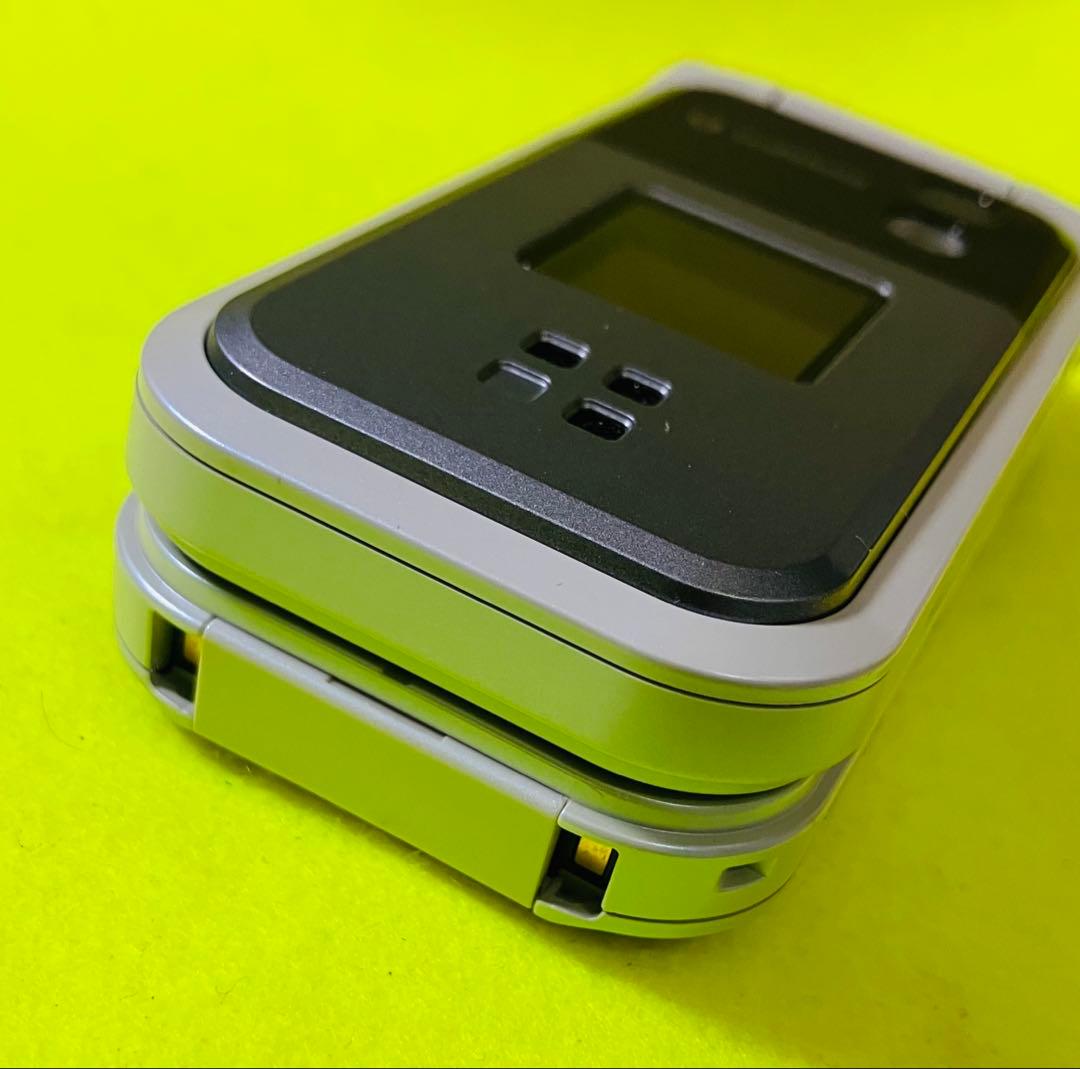 美品 ガラケーV603T