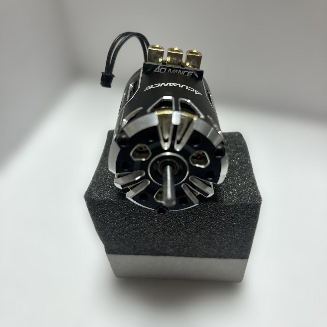 ACUVANCE FLEDGE 10.5T 強制空冷モーター