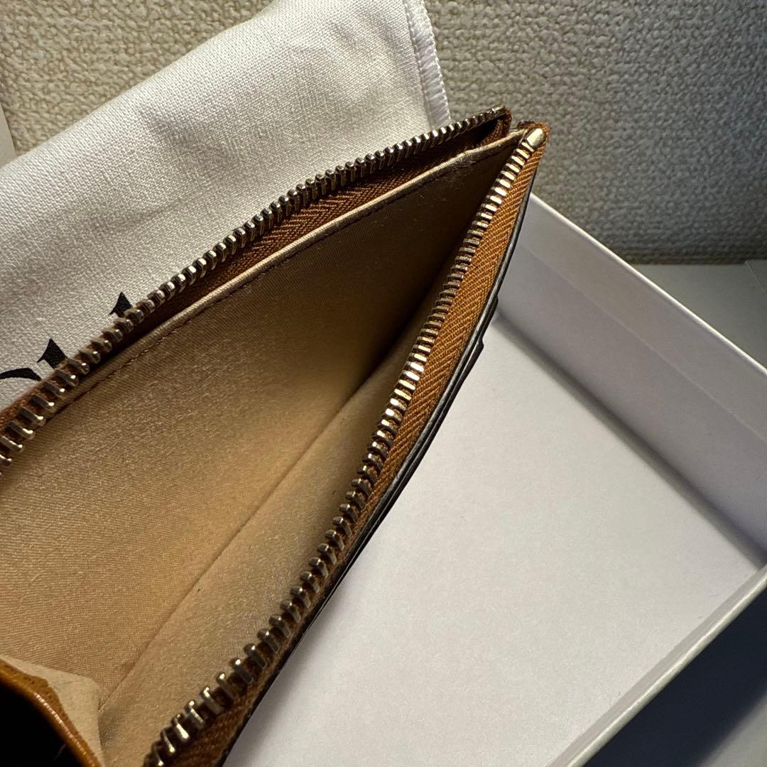 m*i様 Chloe シャイニーレザー製ALPHABETウォレット