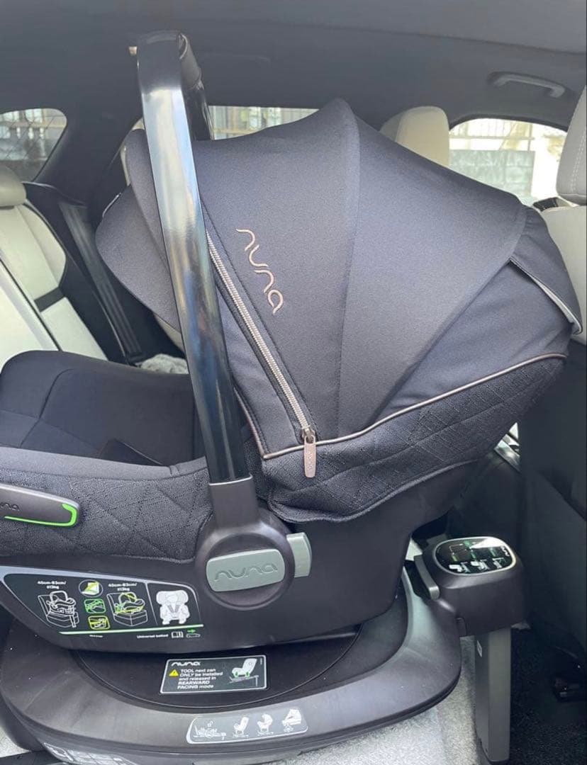 nuna ベビーシート　pipa next 接続台座 nuna ベビーシート pipa next 接続台座 BASE next