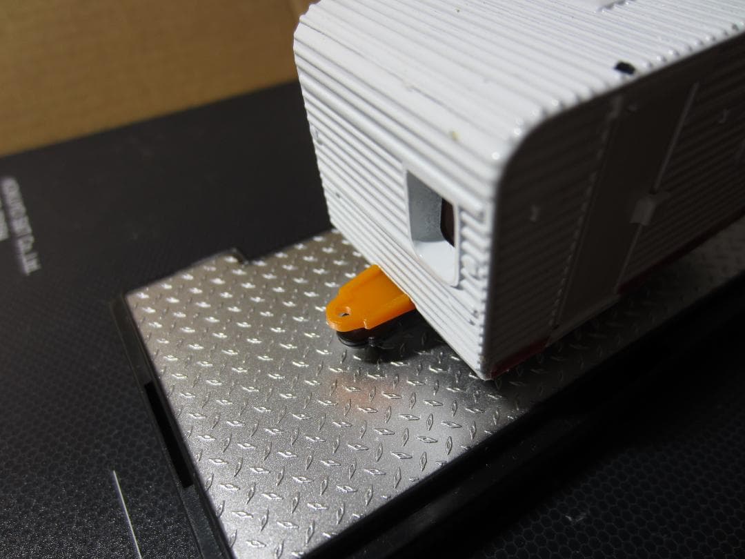 黒箱トミカ／ フランスベッド キャンピングカー／純白色