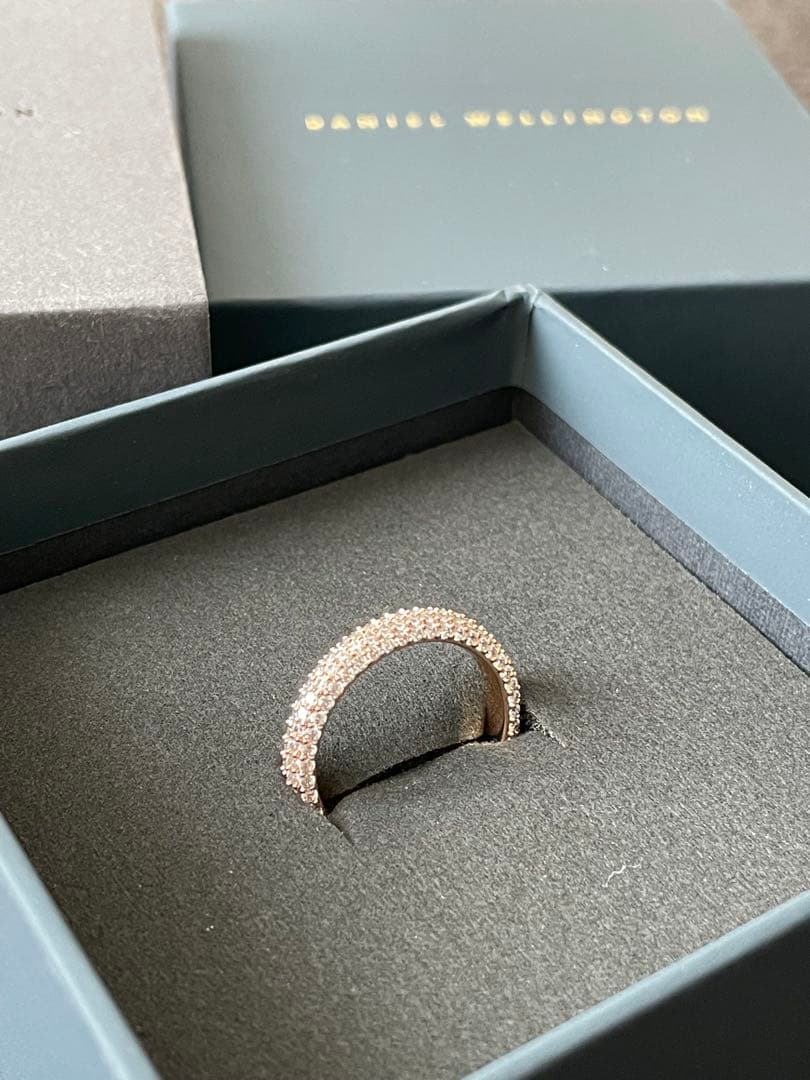 DANIEL WELLINGTON パヴェクリスタルリング13号ローズゴールド