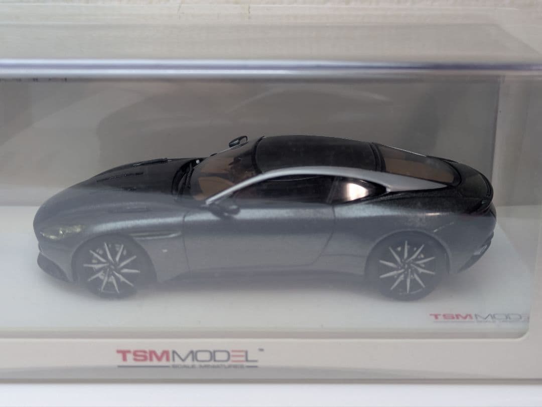 未開封　TSM 1/43 アストンマーティン DB11