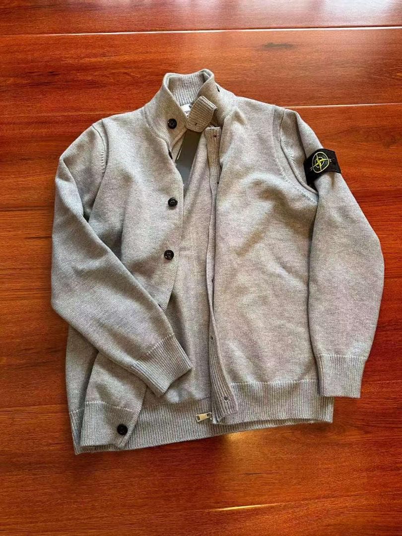 Stone  グレー カーディガン Lサイズ 軽い使用感 楽天市場】ストーンアイランド カーディガン ボレロ フルジップ グレー
