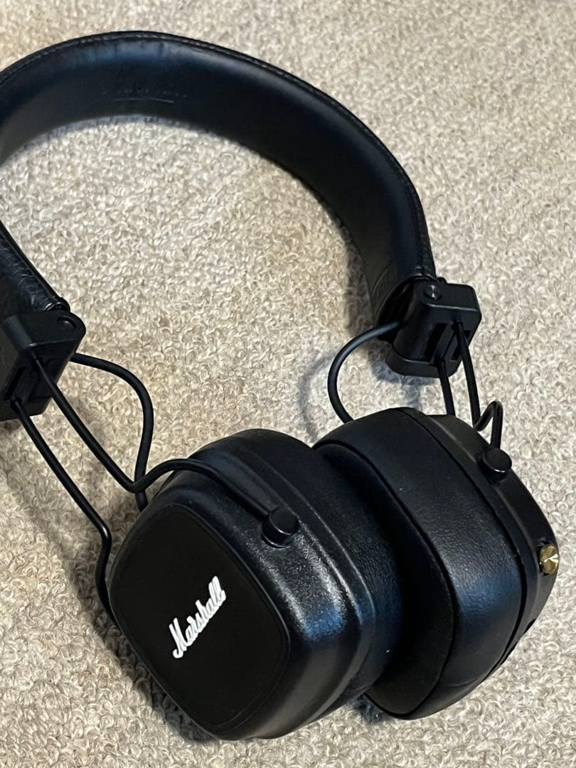 Marshall ワイヤレスオンイヤーヘッドホン ブラック Marshall オンイヤーワイヤレスヘッドホン ブラック MAJOR5BLACK 1個