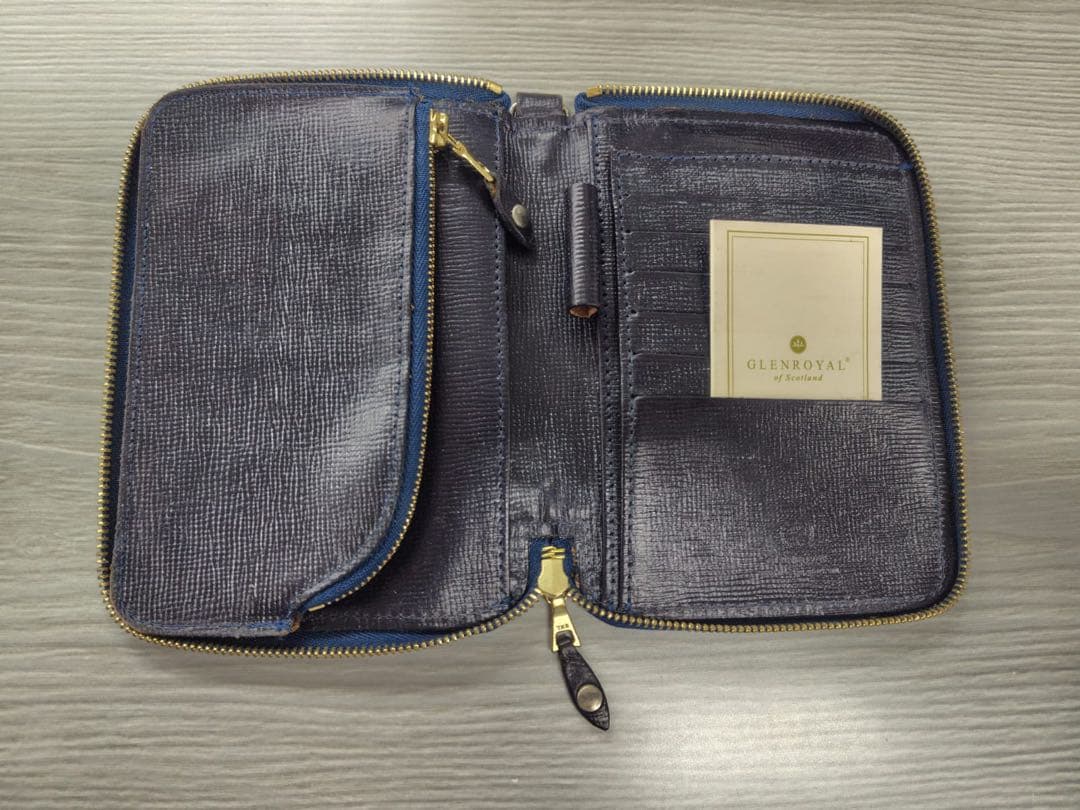 GLENROYAL グレンロイヤル オーガナイザーウォレット パスポート