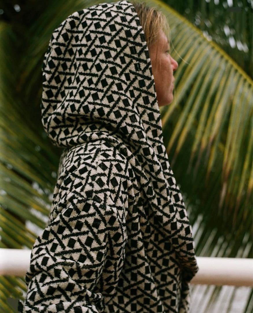 新品未使用　SEEA シーア　ポンチョ　タオルガウン