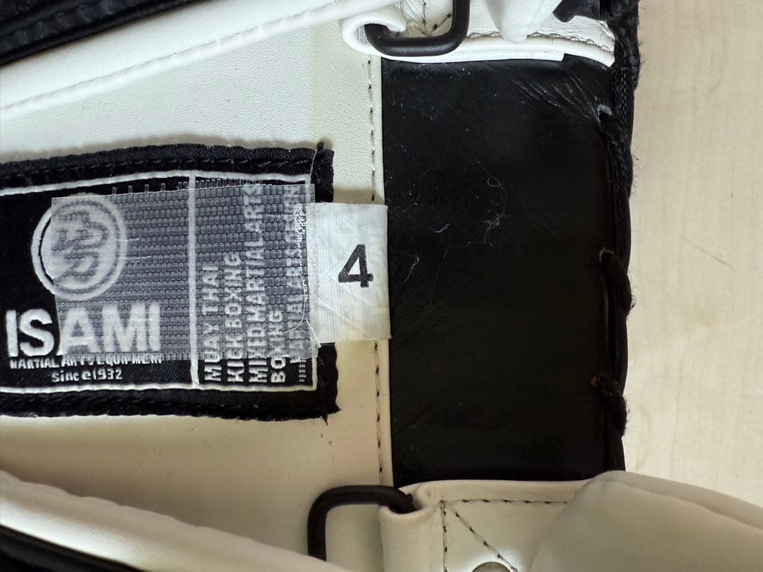 ISAMI キックミットTS FS-12（2個セット）の通販はau PAY マーケット