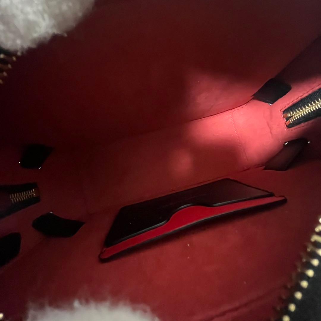 ✨未使用保管品✨　Alexander McQUEEN 　ショルダーバッグ　レザー