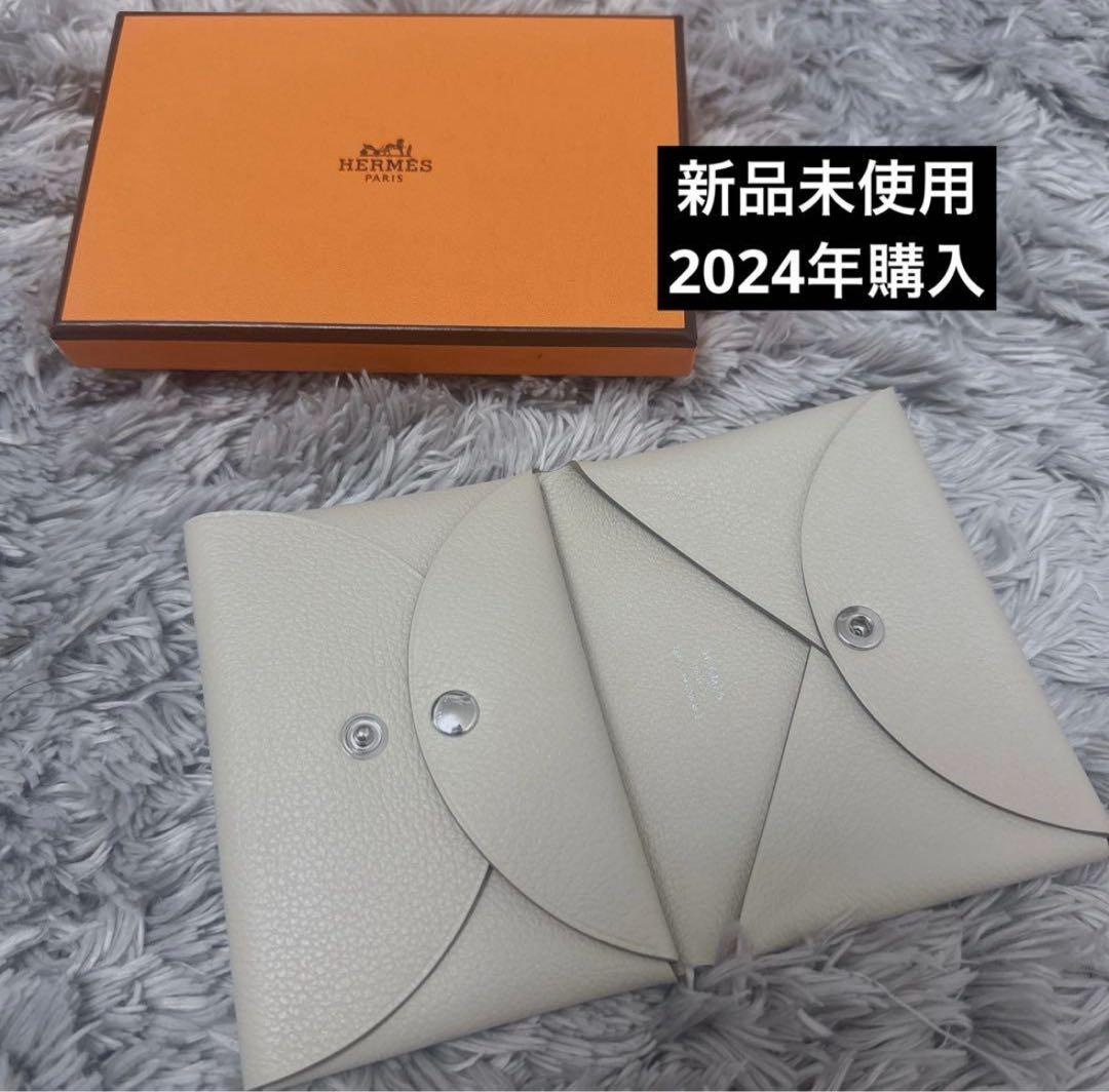 HERMES アイボリー 二つ折り財布 新品未使用 HERMES（エルメス） （新品・未使用品）エルメス ベアン ミニ 二つ折り