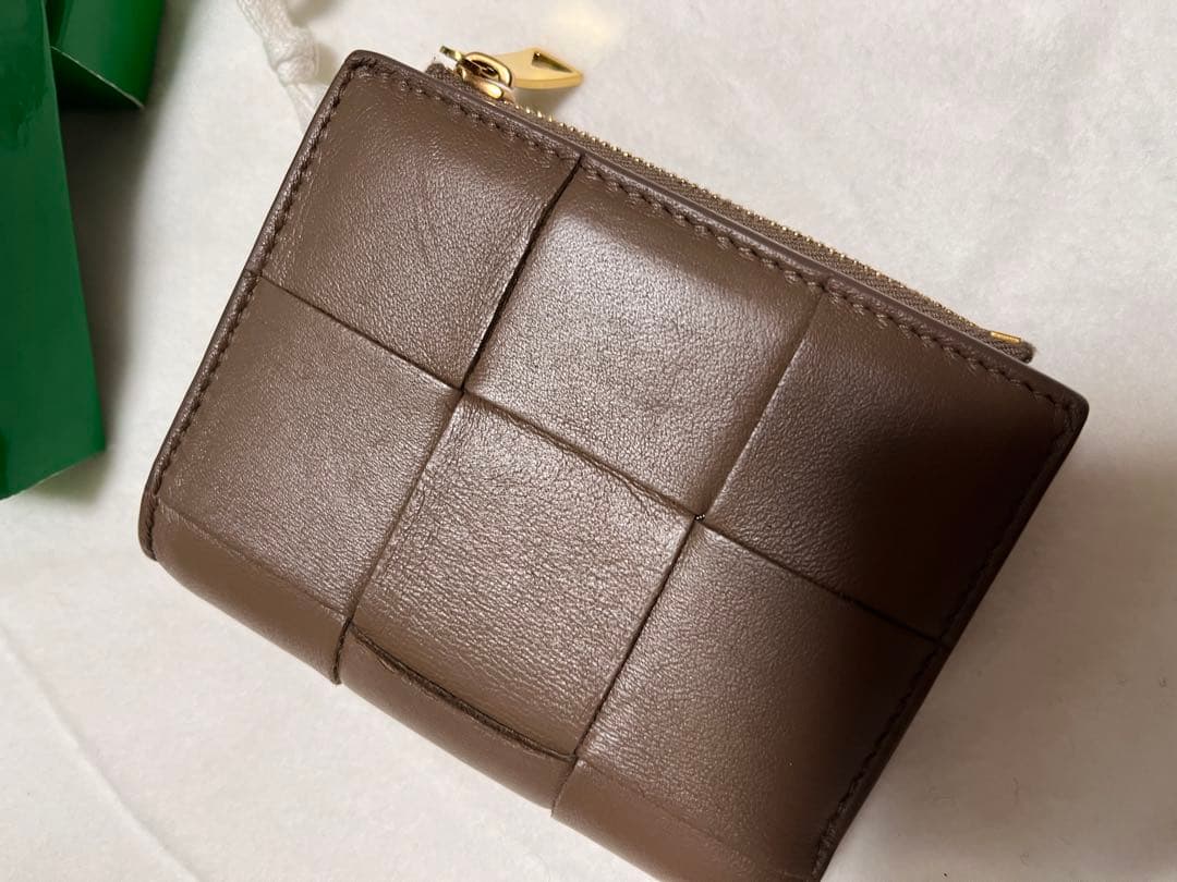 BOTTEGA VENETA ブラウン 二つ折り財布