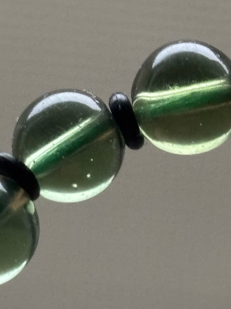 モルダバイト　ブレス　5.6ミリ　鑑別書付き　オールドストック