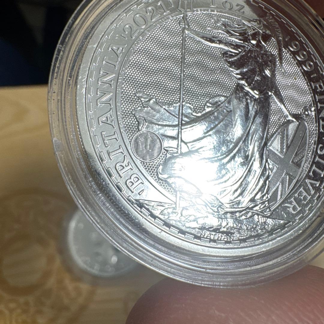 2021 イギリス ブリタニア銀貨 1オンス (クリアーケース入り) 2枚