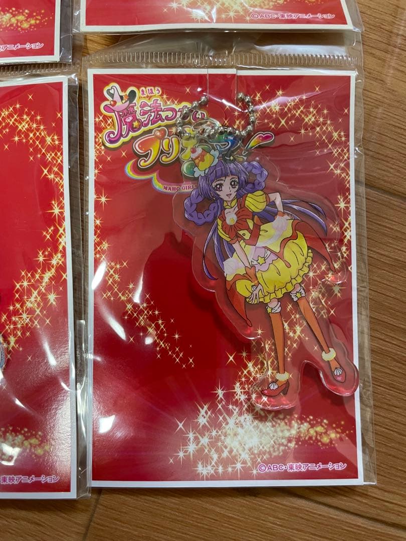 年内処分】会場限定 魔法つかいプリキュア まほプリ アクリルキーホルダー
