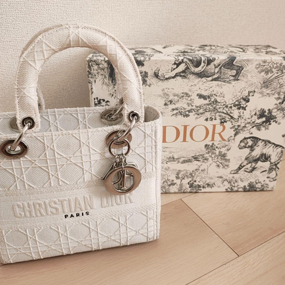 Dior レディディオールディーライトLADYD-LITE バッグ ホワイト