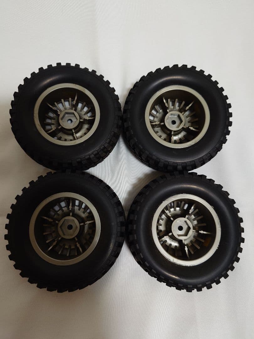 ス*ー様 タミヤ CC-01 トゥアレグ フルベア 本体のみ