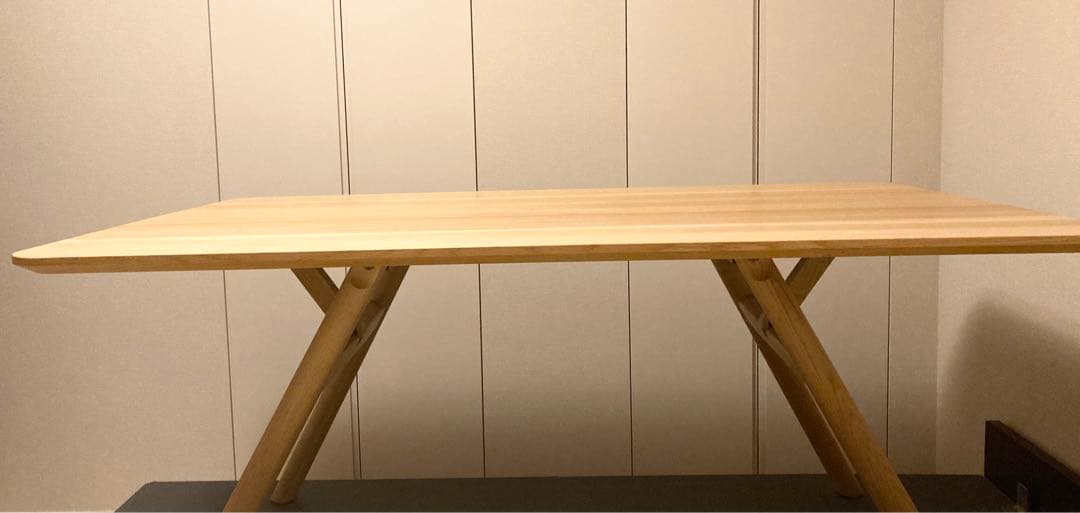 カリモク家具　ダイニングテーブル