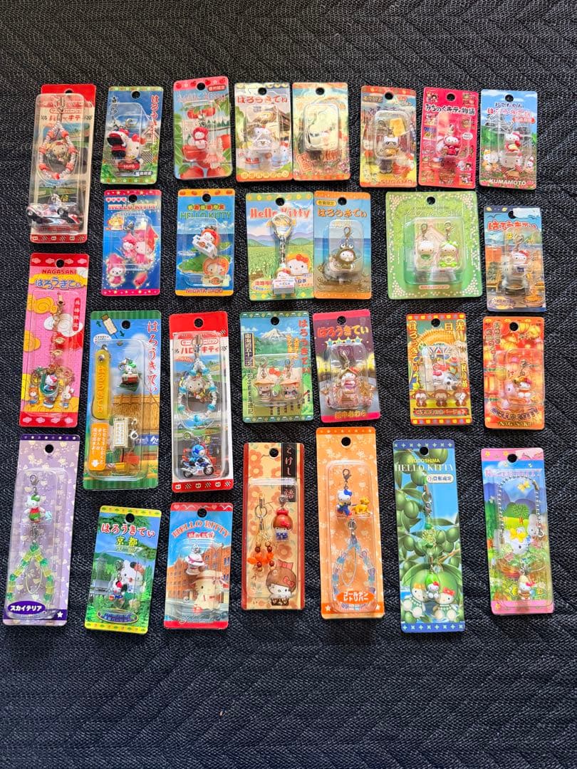 ハローキティ ストラップ セット ４００個まとめ売り