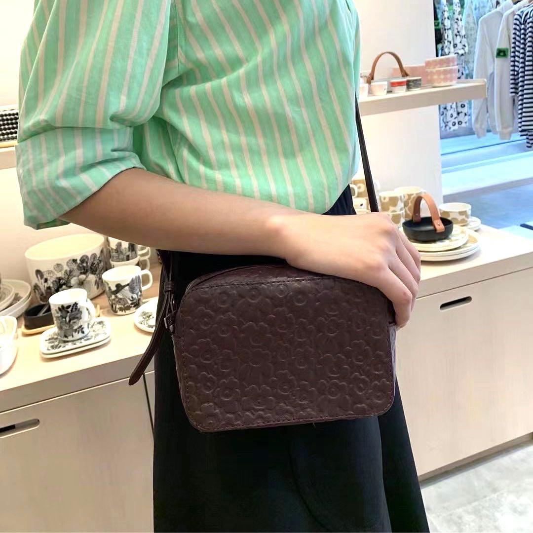 【美品】外袋付き マリメッコ ウニッコ Nerva ショルダーバッグ ブラウン