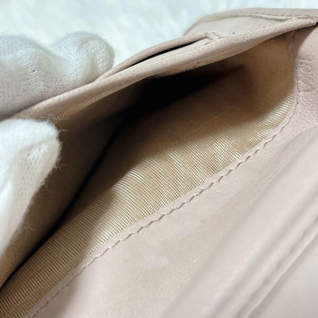 miumiu♡マテラッセ 折り財布 コンパクト ピンクベージュ