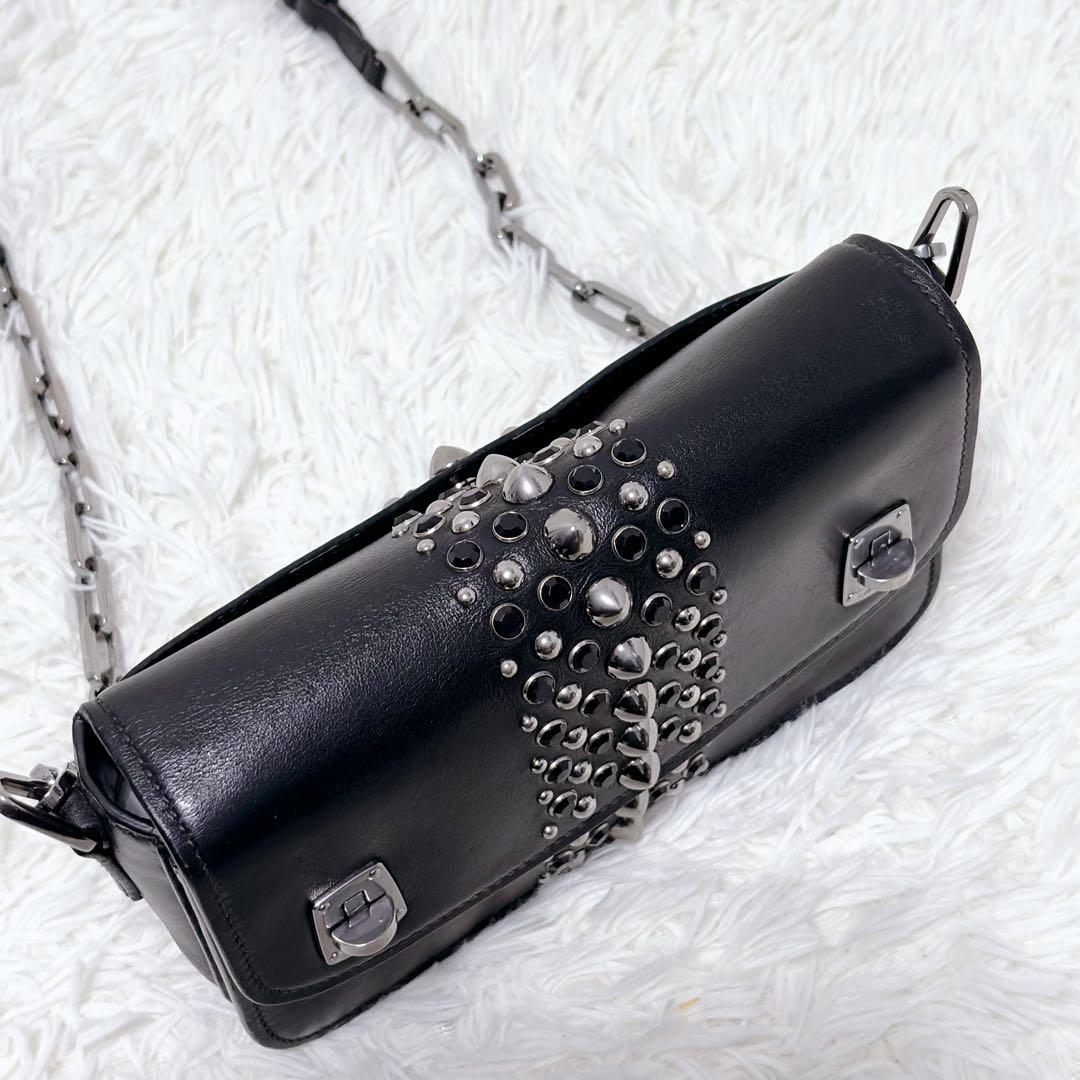 ミュウミュウ ショルダーバッグ チェーン スタッズ シルバー金具 レザー 黒