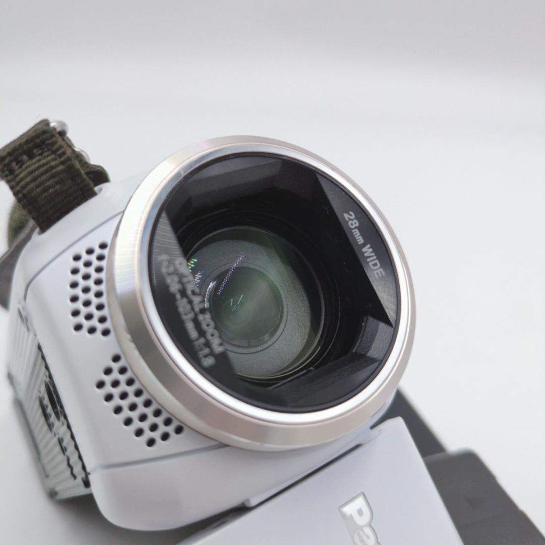 未使用級 Panasonic HC-V550M ビデオカメラ ホワイト 箱付