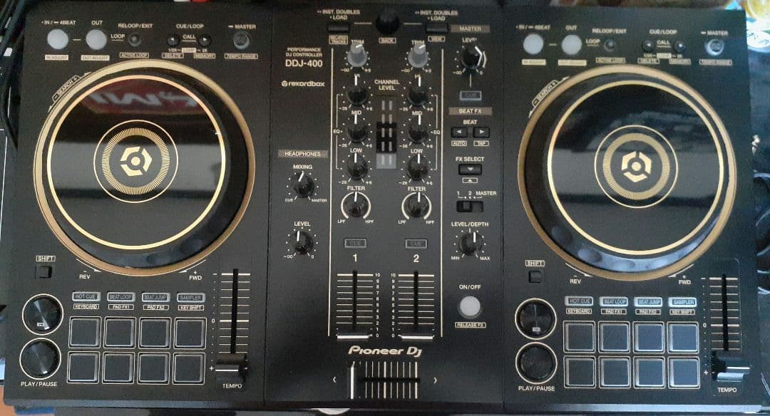 Pioneer DJ DDJ-400 コントローラー　国内限定カラー: ゴールド Pioneer DJ DDJ-400-N | Limited Edition Gold Colored
