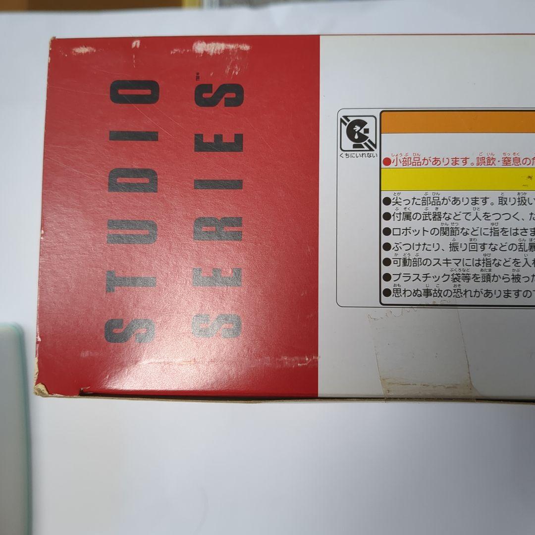 トランスフォーマー スタジオシリーズ SS-08 BLACKOUT