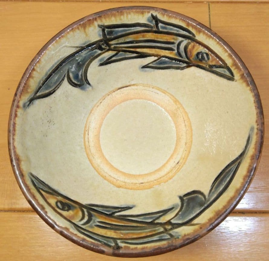 人間国宝 金城次郎 魚紋茶碗 栞 共箱 美品 壺屋焼 壷屋焼 やちむん 魚2