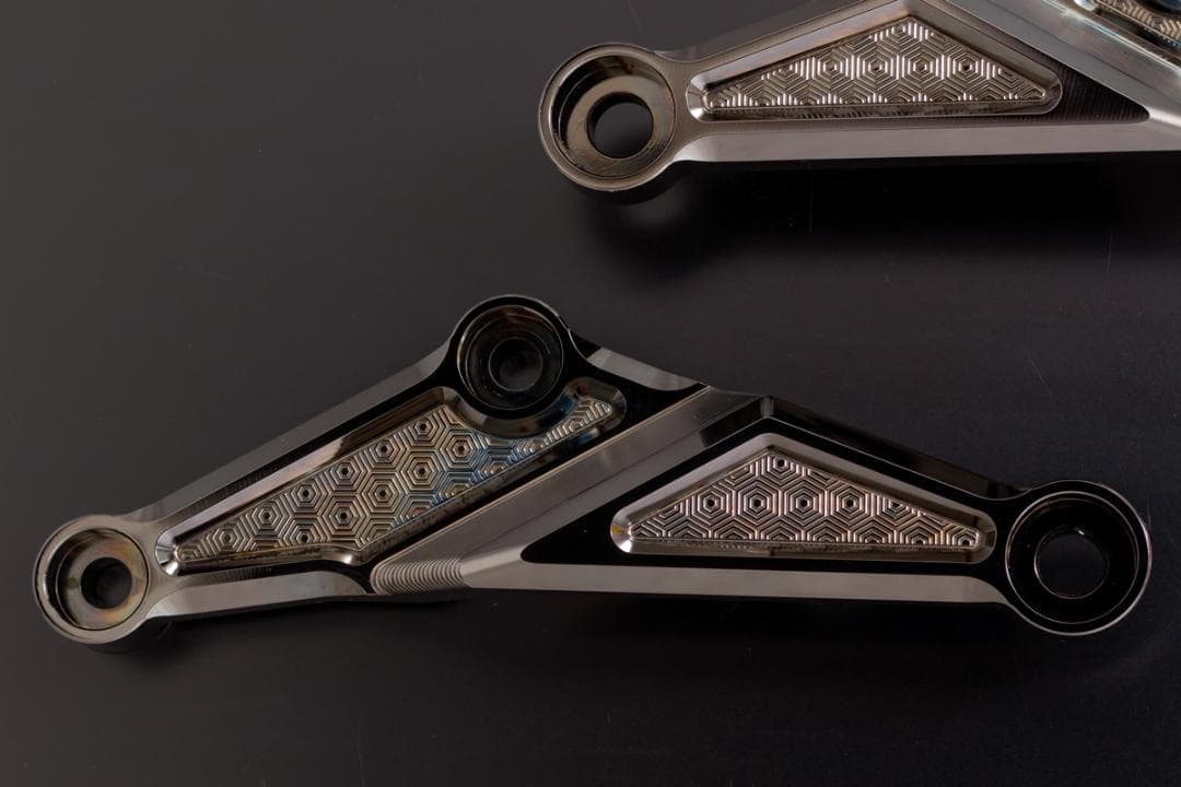 ARCHI ビレットハニカム エンジンシリンダーマウントキット漆黒Edition