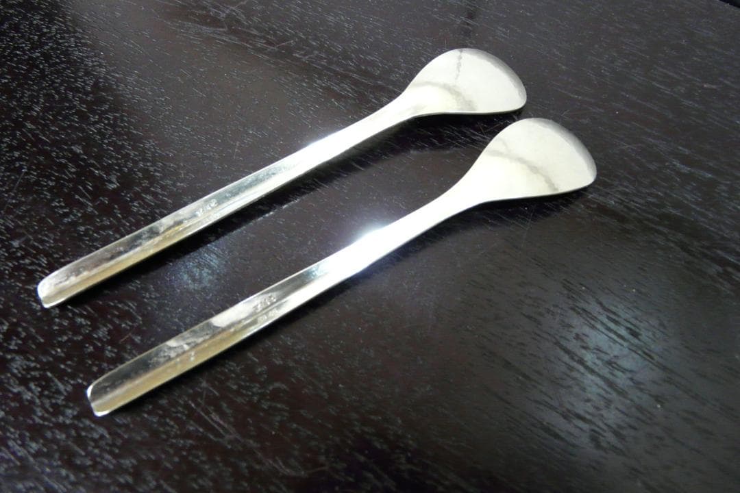 は*ぎ様 田中利広 造 純銀製 槌目打 小匙 2本 28.3g 銀細工