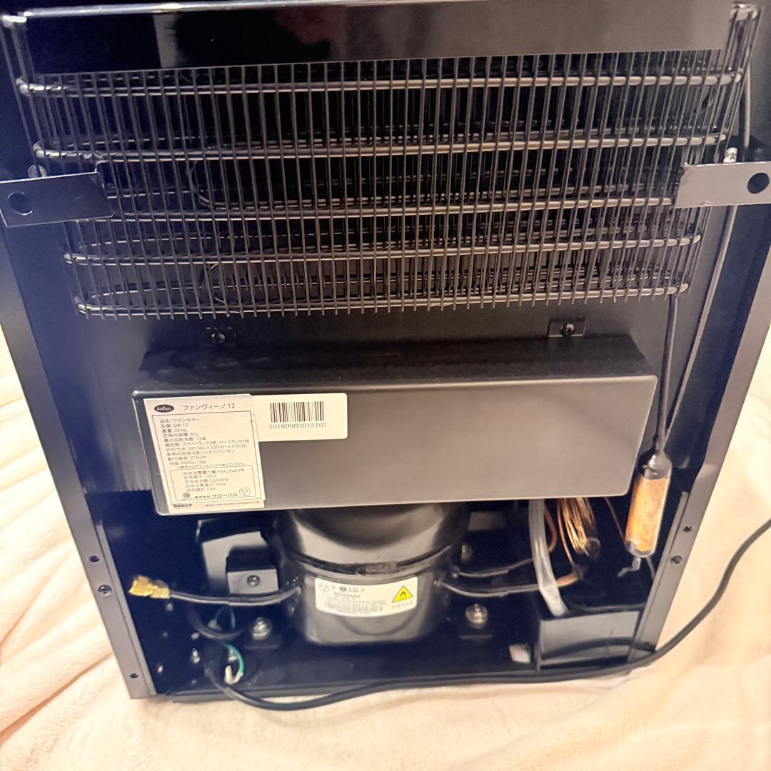 動作確認済　ファンヴィーノ　ワインセラー　SW-12