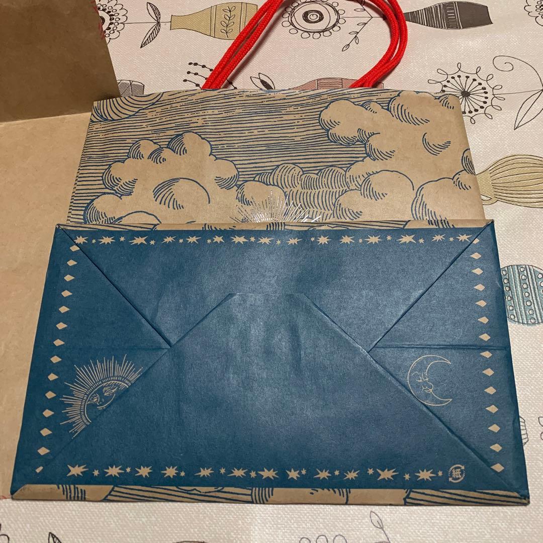 ジブリパーク ジブリの大倉庫 冒険飛行団 紙袋 - メルカリ