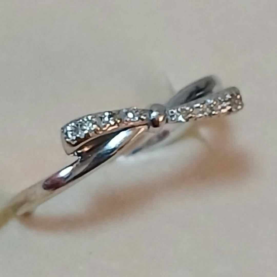 リボンピンキー リング ダイヤ